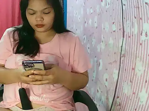 shaira4u online show from 8, 4, 2026