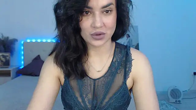 RoxannePure online show from 14, 4, 2026