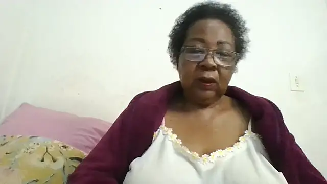 Snapshot of KinkyRicoSaisyours chatting on 17, 6, 2026 KinkyRicoSaisyours online show from 17, 6, 2026