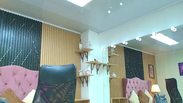 BARBIE BROWNN online show from 15, 11, 2025