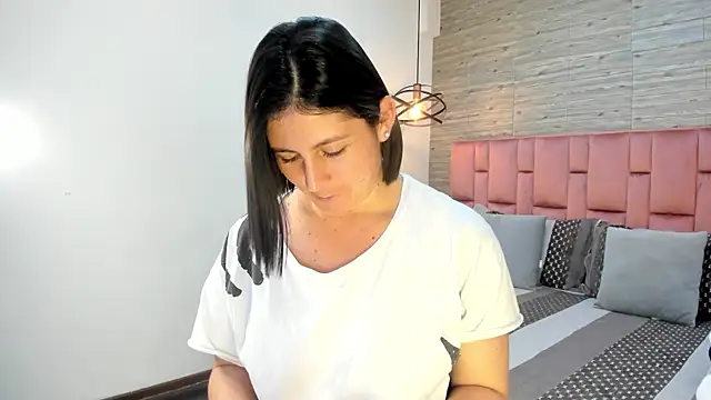 SarahDeyvis online show from 21, 2, 2025