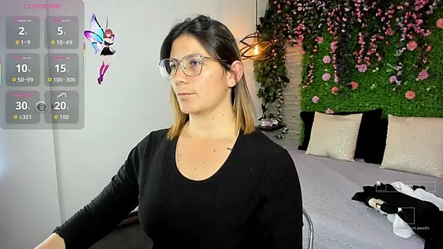 SarahDeyvis online show from 18, 11, 2025