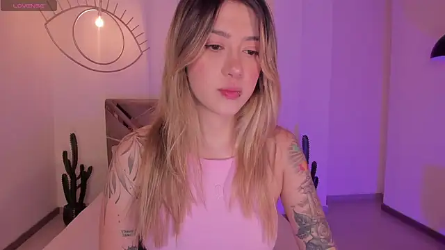 EveBensonX online show from 28, 3, 2026