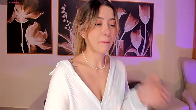 EveBensonX online show from 20, 3, 2026