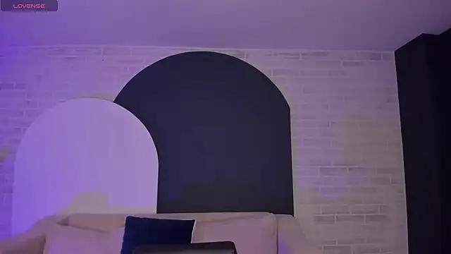 EveBensonX online show from 24, 3, 2026