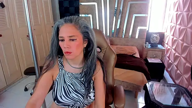 Snapshot of cute_sassy chatting on 11, 11, 2025 cute sassy online show from 11, 11, 2025