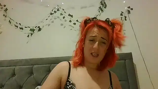 Englishhornybecca30 online show from 15, 10, 2025