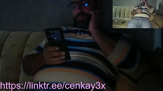 Snapshot of masculine_bear_daddy chatting on 21, 10, 2025 masculine bear daddy online show from 21, 10, 2025