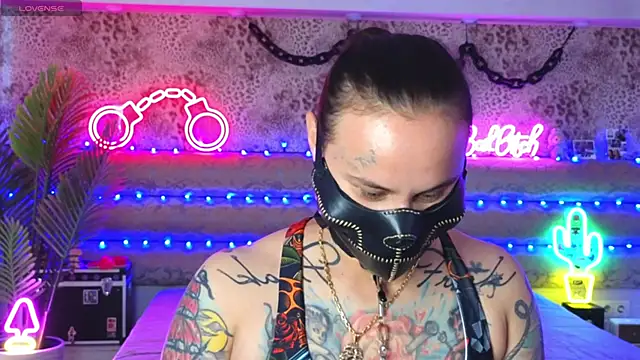 Cool Freak  online show from 27, 6, 2026
