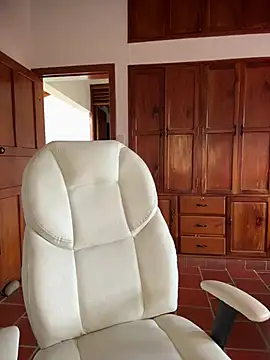 Ale Lewis online show from 6, 2, 2026