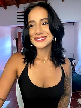 Snapshot of Ale_Lewis chatting on 12, 10, 2025 Ale Lewis online show from 12, 10, 2025