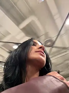 Snapshot of Ale_Lewis chatting on 3, 11, 2025 Ale Lewis online show from 3, 11, 2025