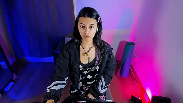 NanaRott online show from 24, 11, 2025