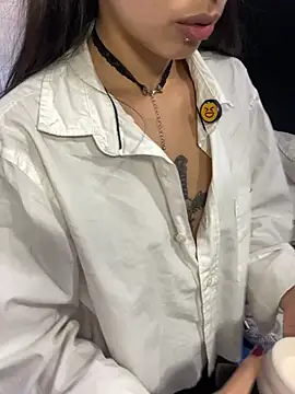 NanaRott online show from 10, 2, 2026