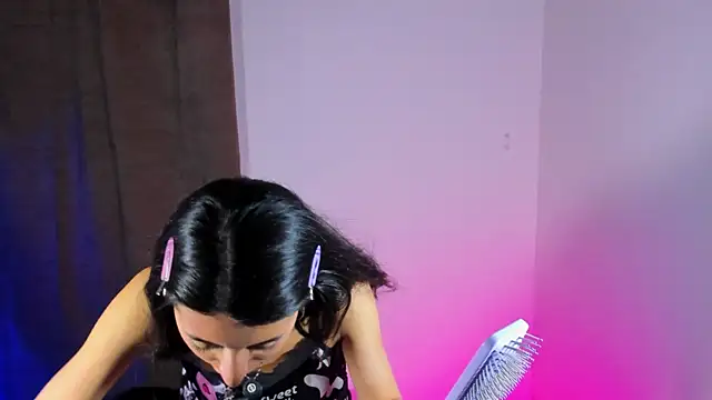 NanaRott online show from 11, 11, 2025