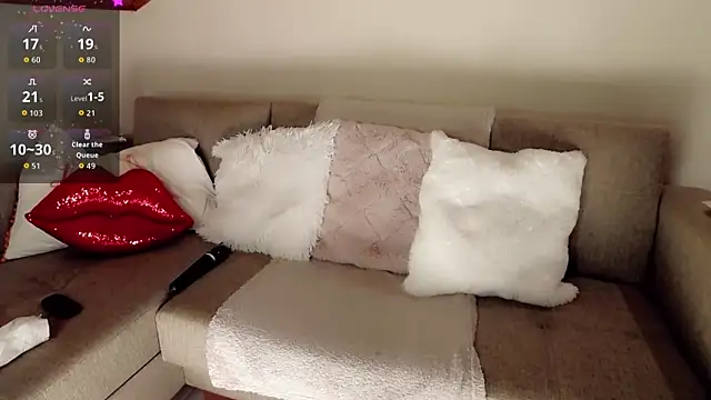 aysuncum online show from 11, 2, 2026