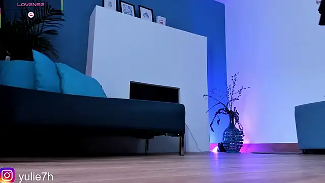  Jessy Moon  online show from 7, 2, 2026