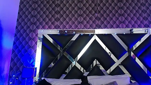 victoriaa lee  online show from 8, 2, 2026