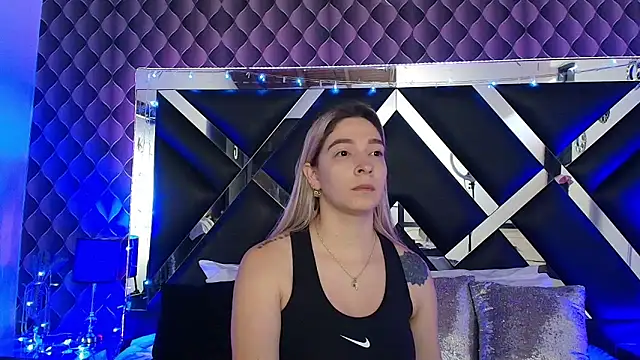 victoriaa lee  online show from 17, 1, 2026