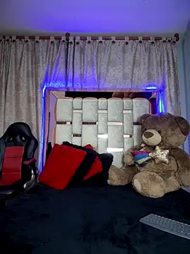 serena willow online show from 16, 12, 2025