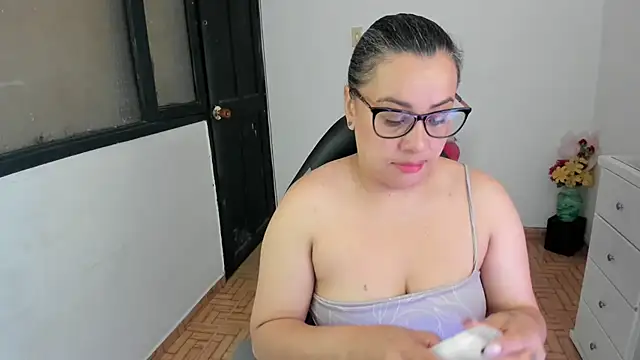 smile sweetpao online show from 7, 11, 2025