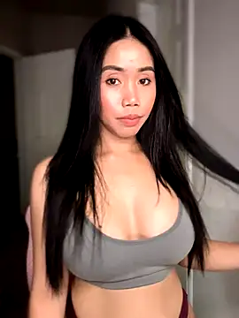 Snapshot of JazzieXo chatting on 1, 12, 2025 JazzieXo online show from 1, 12, 2025