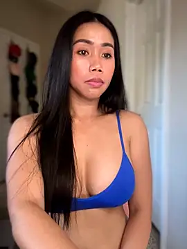 Snapshot of JazzieXo chatting on 26, 11, 2025 JazzieXo online show from 26, 11, 2025