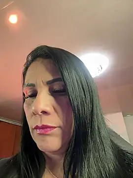 Snapshot of saaalome_1 chatting on 28, 4, 2026 saaalome 1 online show from 28, 4, 2026