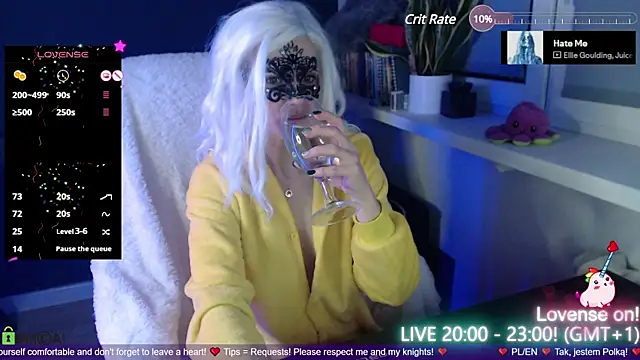 strawberry muffin online show from 20, 12, 2024
