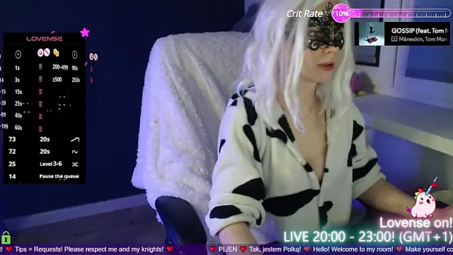 strawberry muffin online show from 21, 12, 2024