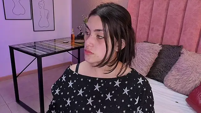 Alexa Thaylor  online show from 19, 5, 2026