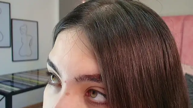 Alexa Thaylor  online show from 23, 4, 2026