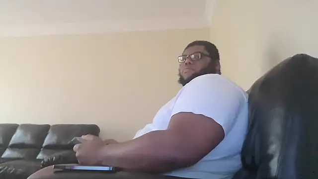 Chiblkchubottom2012 online show from 26, 2, 2026