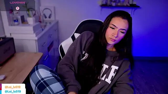 ImLui lu online show from 19, 10, 2025