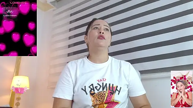 Snapshot of WANDAFOXX1 chatting on 13, 2, 2025 WANDAFOXX1 online show from 13, 2, 2025