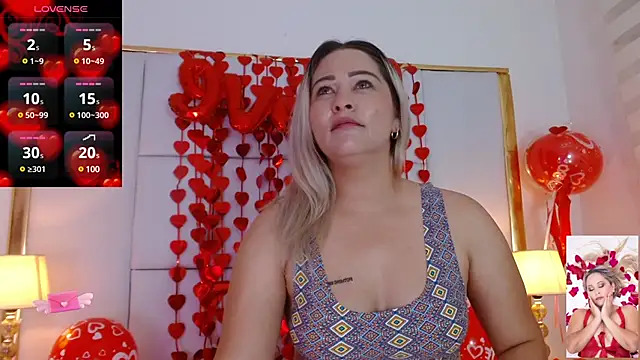 Snapshot of WANDAFOXX1 chatting on 15, 2, 2025 WANDAFOXX1 online show from 15, 2, 2025