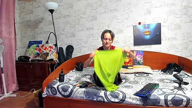 KagamiTayga online show from 17, 12, 2025