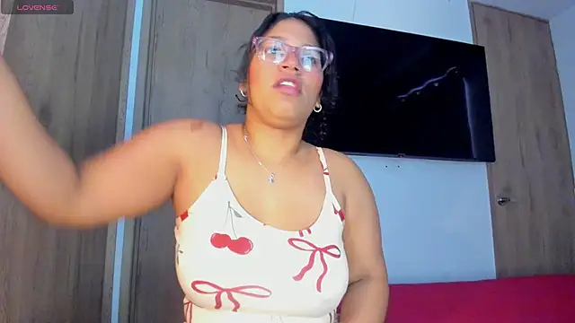 Snapshot of iriss_25 chatting on 16, 6, 2026 iriss 25 online show from 16, 6, 2026