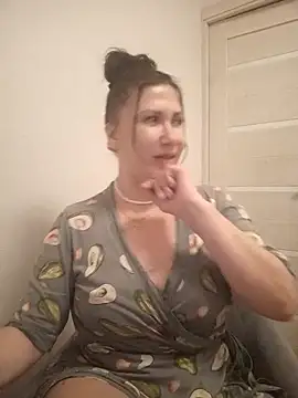 ROXOLANAA SEXY online show from 9, 4, 2026