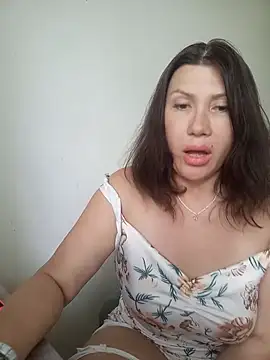 ROXOLANAA SEXY online show from 5, 6, 2026