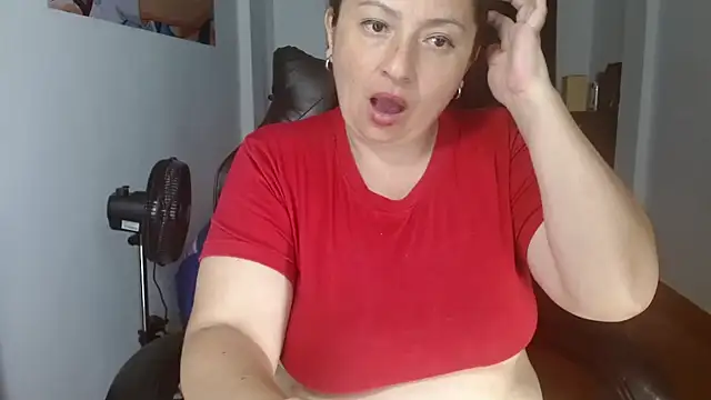 Victoriaevans1 online show from 2, 2, 2026