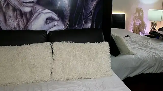 emely brandon online show from 13, 10, 2025