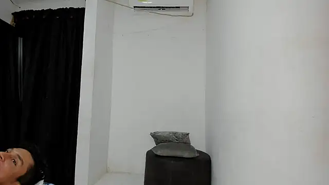 Snapshot of hot-baby_dirty chatting on 1, 3, 2025 hot-baby dirty online show from 1, 3, 2025