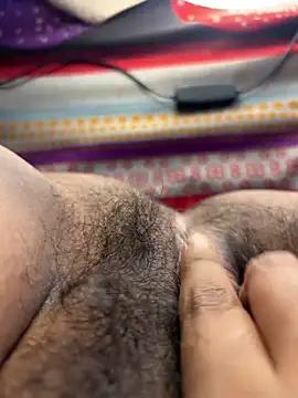 Snapshot of Sexyvarsha143 chatting on 18, 3, 2026 Sexyvarsha143 online show from 18, 3, 2026