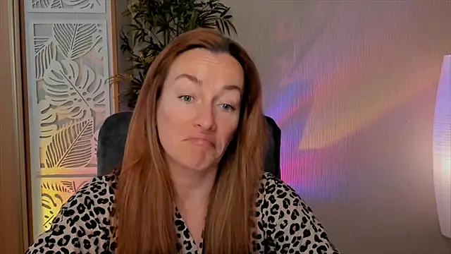 Snapshot of RebeccaMartinez chatting on 29, 4, 2026 RebeccaMartinez online show from 29, 4, 2026