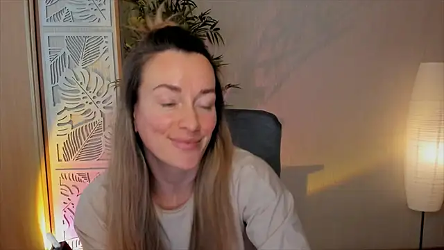 RebeccaMartinez online show from 20, 2, 2026