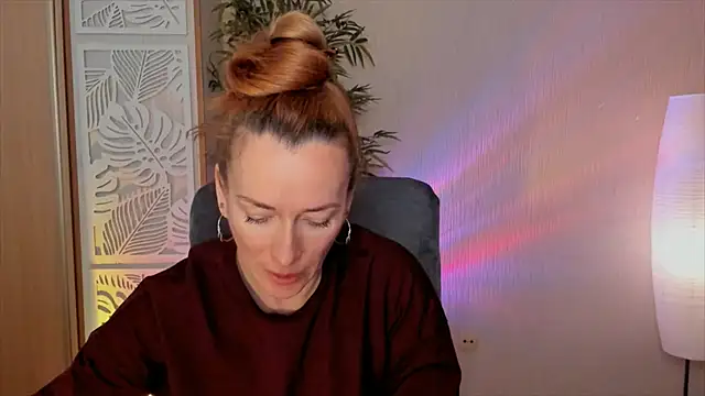Snapshot of RebeccaMartinez chatting on 1, 5, 2026 RebeccaMartinez online show from 1, 5, 2026