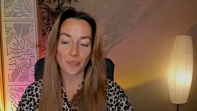 RebeccaMartinez online show from 7, 2, 2026