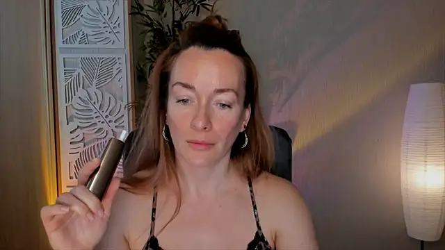 RebeccaMartinez online show from 26, 4, 2026