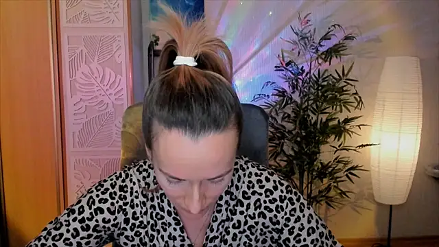 RebeccaMartinez online show from 10, 1, 2026